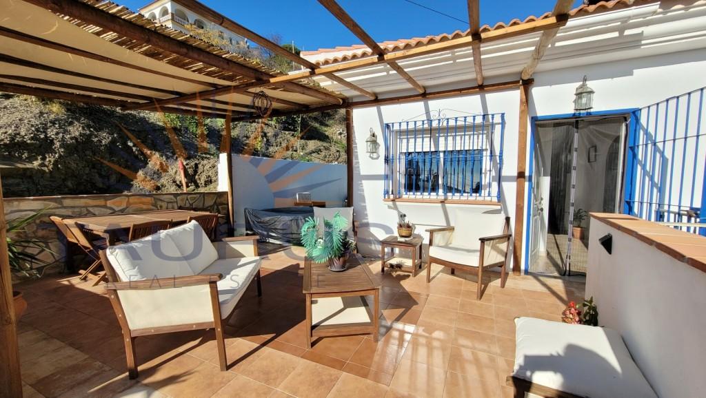Villa for Sale in Cómpeta