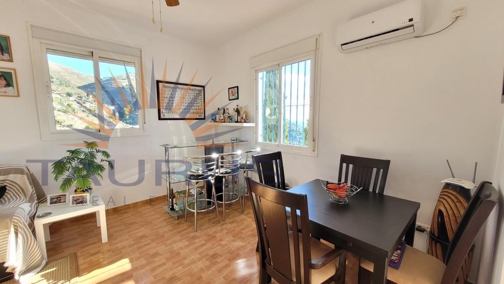 Villa for Sale in Cómpeta