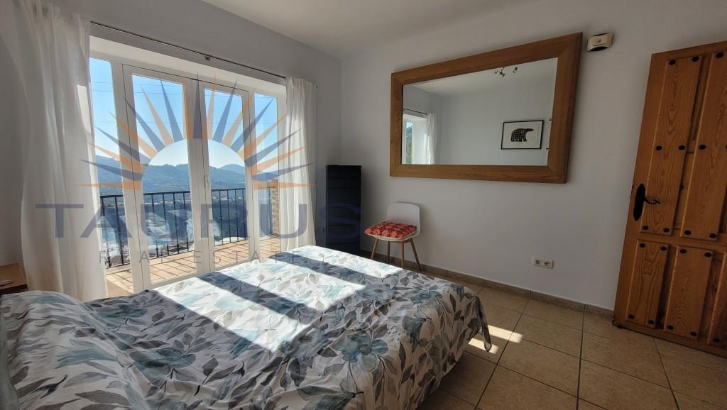 Villa for Sale in Cómpeta