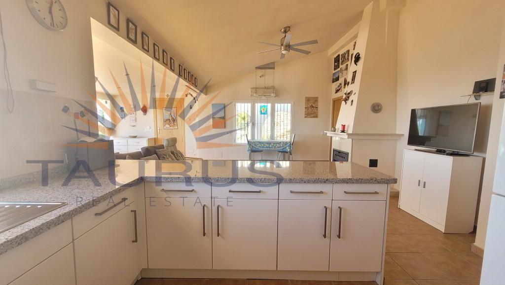 Villa for Sale in Cómpeta