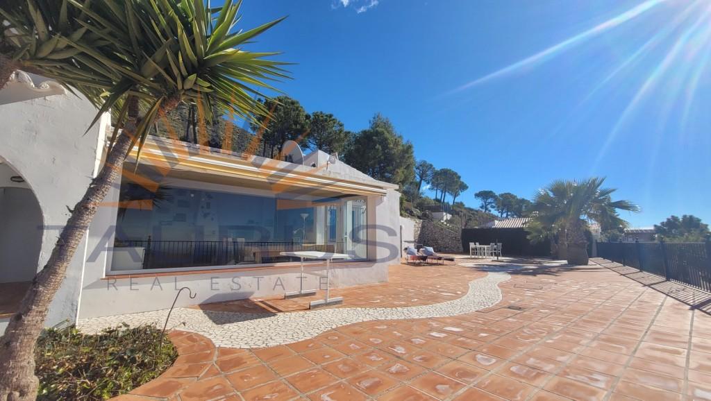 Villa for Sale in Cómpeta