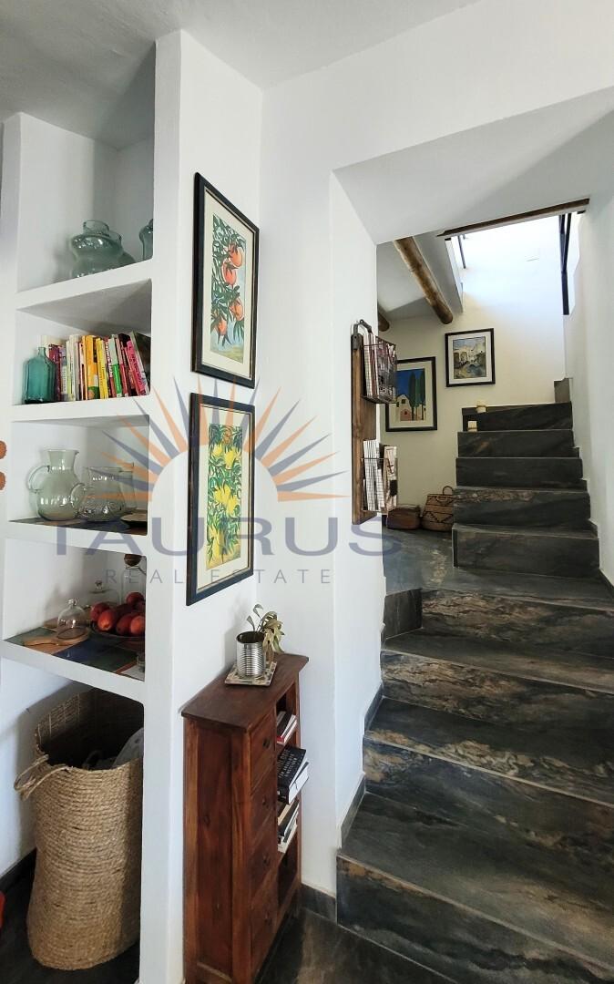 Villa for Sale in Cómpeta