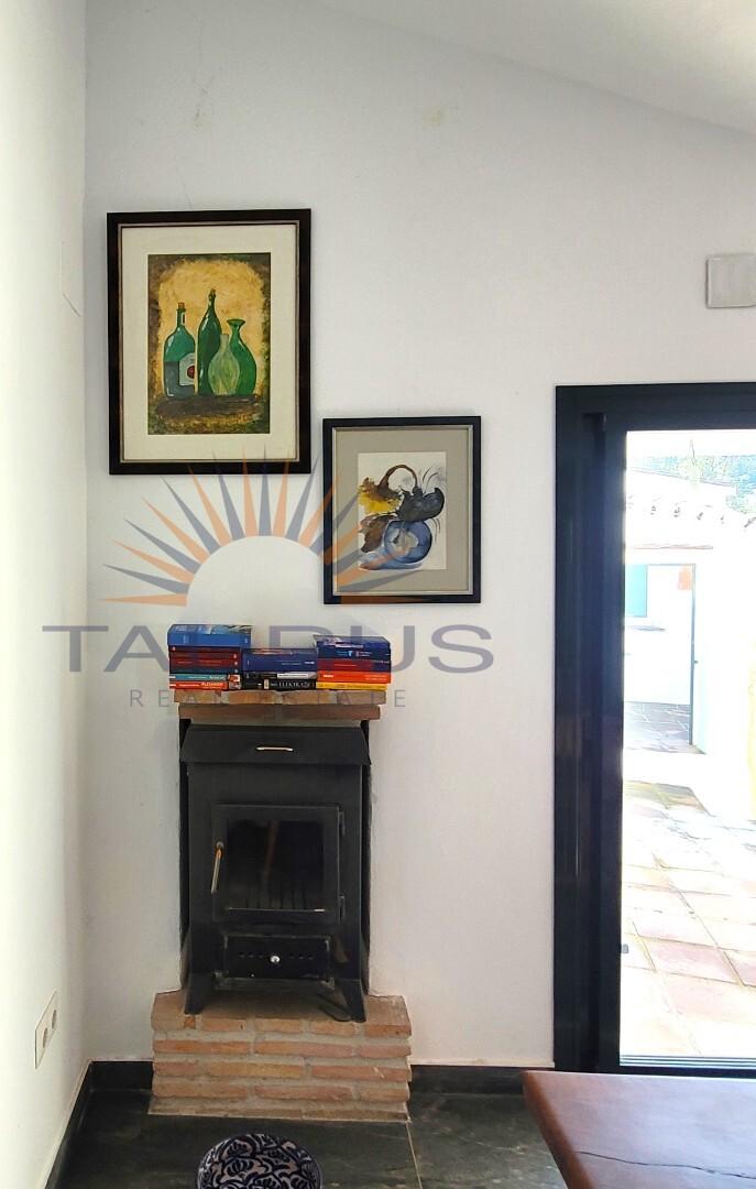 Villa for Sale in Cómpeta