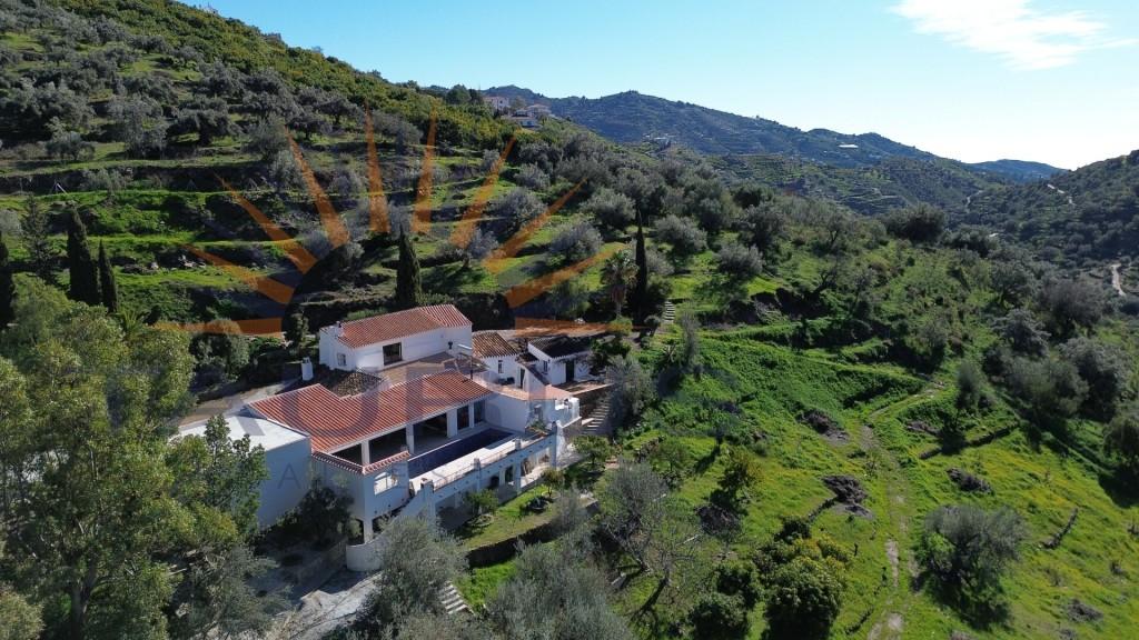 Villa for Sale in Cómpeta