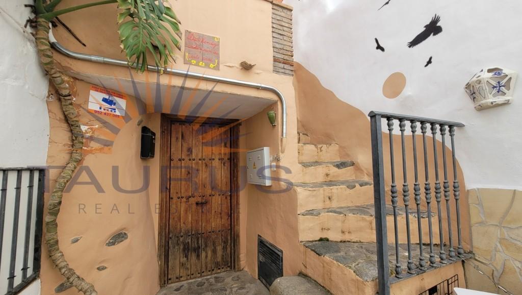 Premise for Sale in Árchez