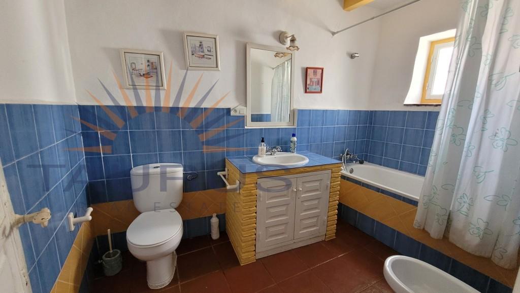 Premise for Sale in Árchez