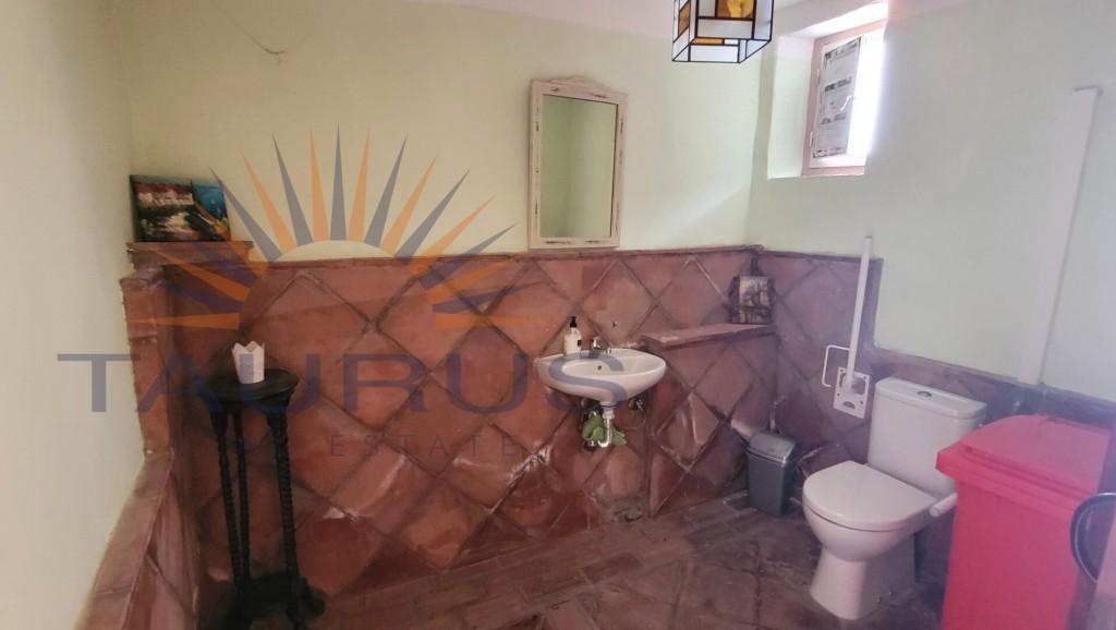 Premise for Sale in Árchez