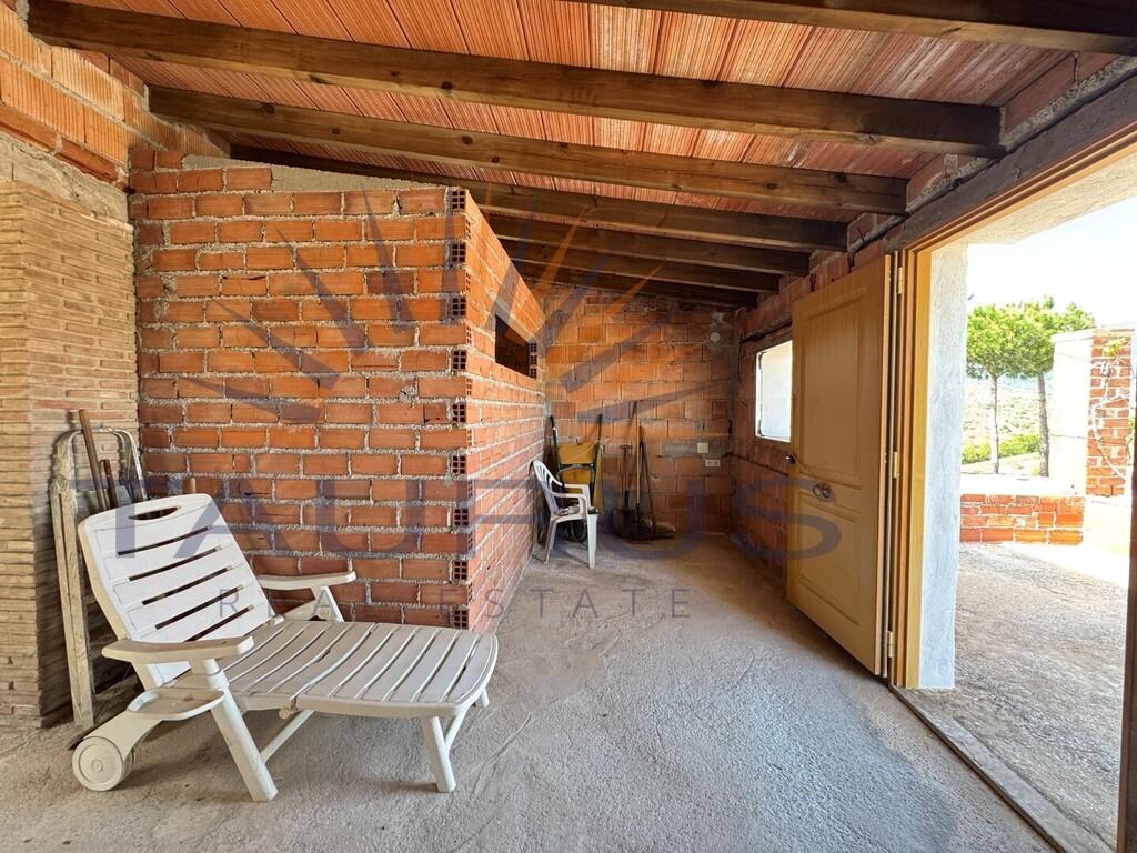 Villa for Sale in Árchez