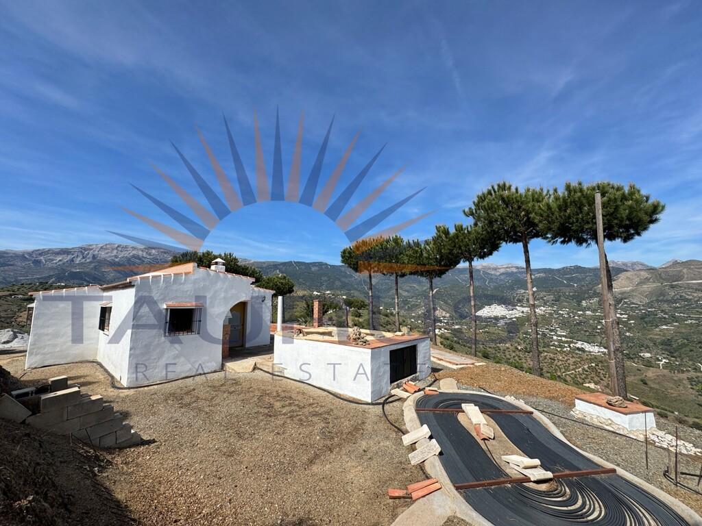 Villa for Sale in Árchez