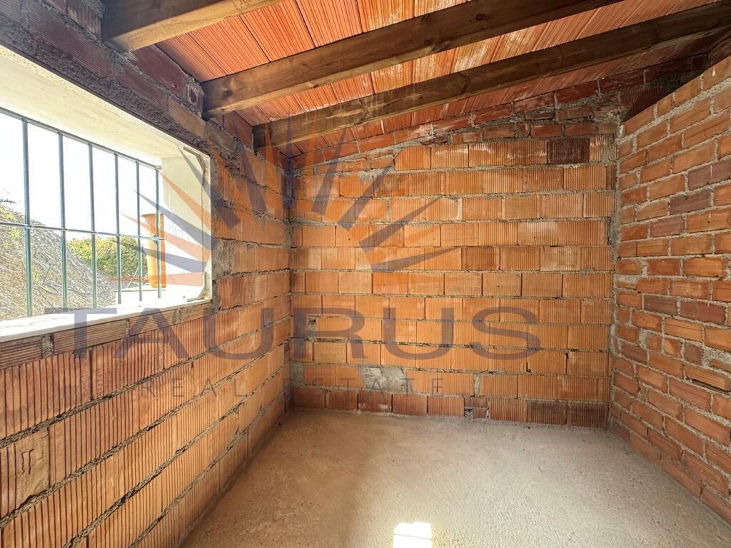 Villa for Sale in Árchez