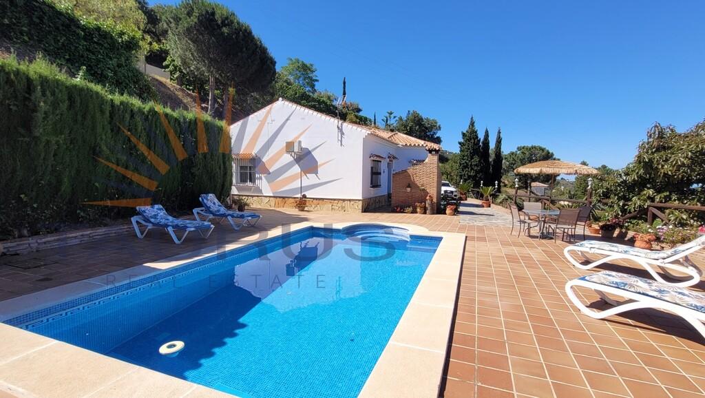 Villa en Venta en Sayalonga
