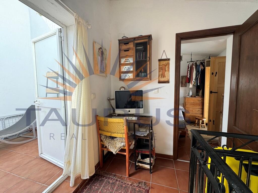 House for Sale in Sayalonga
