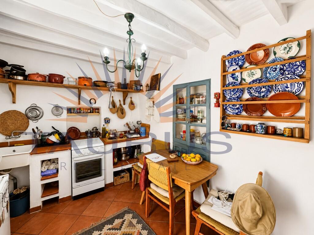 House for Sale in Sayalonga