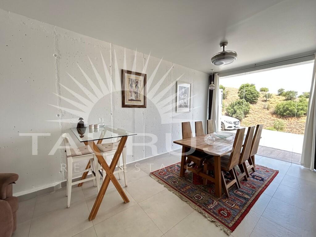 Villa for Sale in Alhaurín el Grande