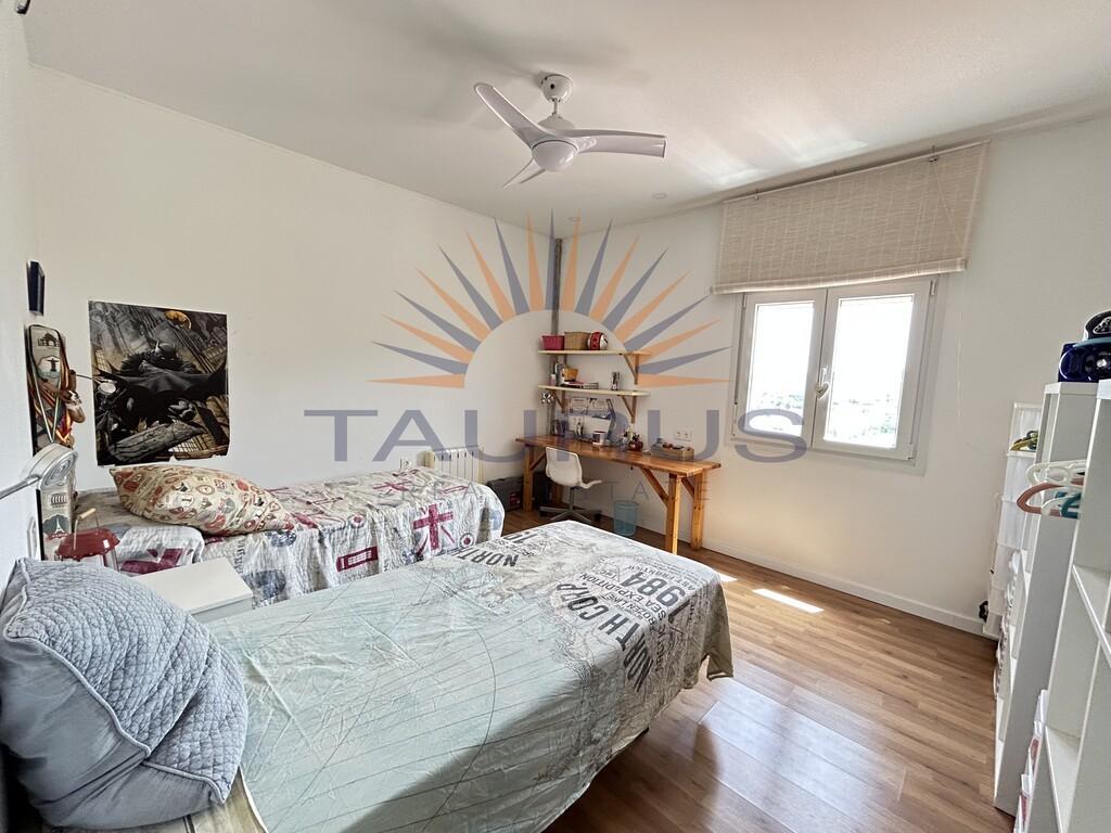 Villa for Sale in Alhaurín el Grande
