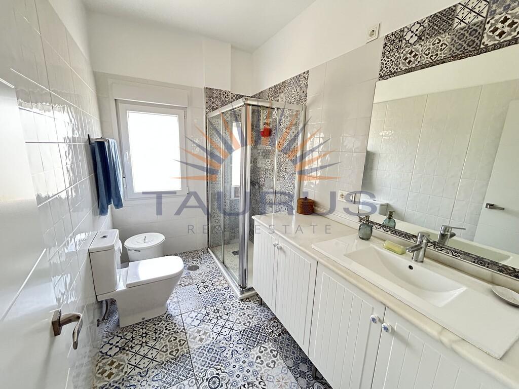 Villa for Sale in Alhaurín el Grande