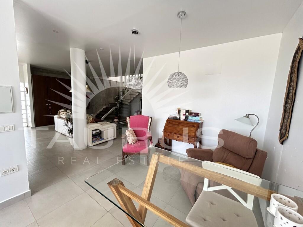 Villa for Sale in Alhaurín el Grande