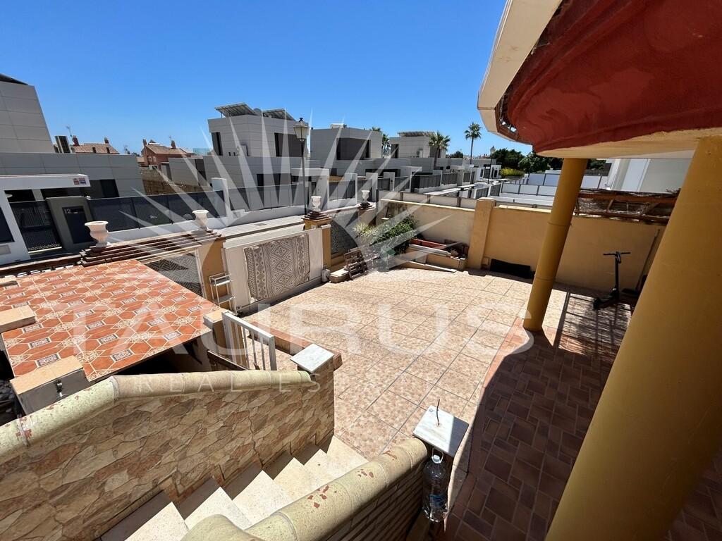 Villa for Sale in Torre del Mar