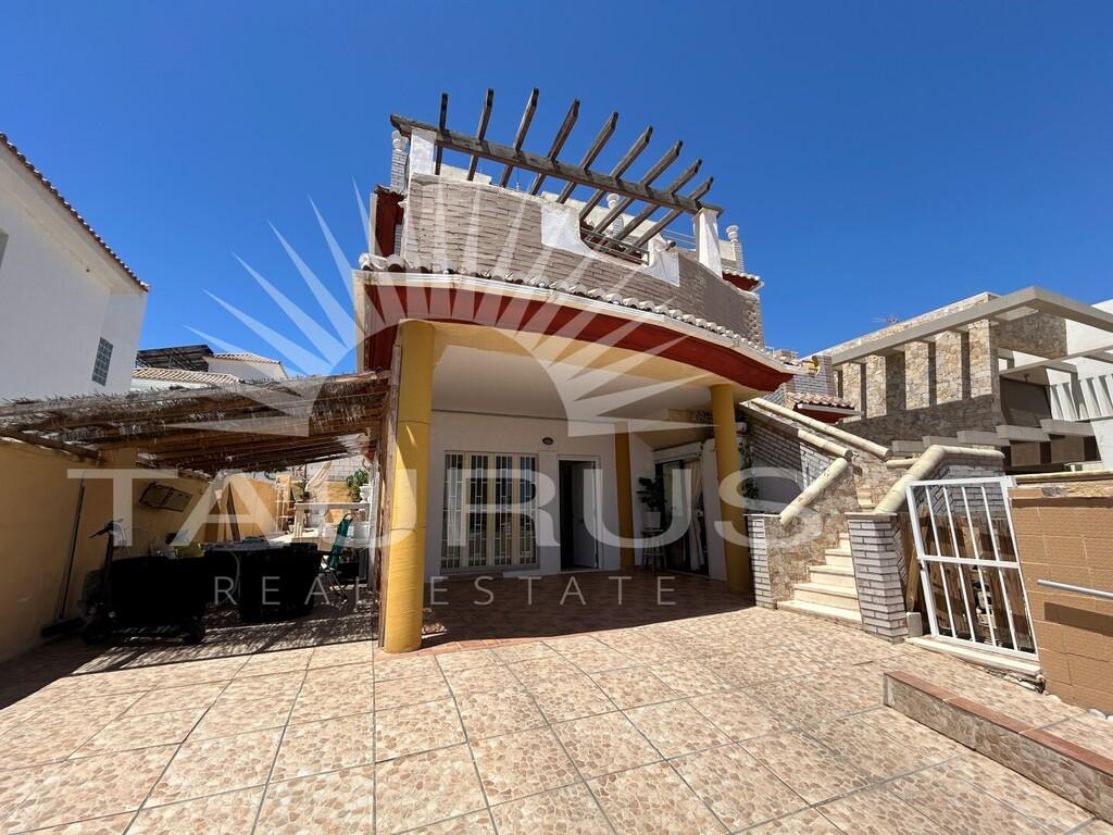 Villa for Sale in Torre del Mar