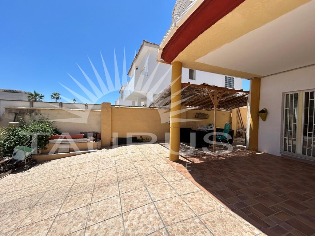 Villa for Sale in Torre del Mar