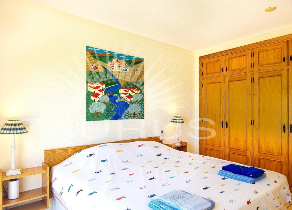 Villa for Sale in Arenas