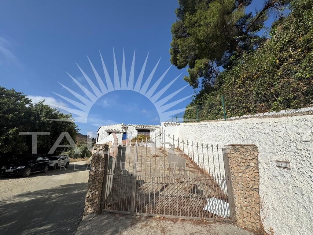 Villa for Sale in Frigiliana
