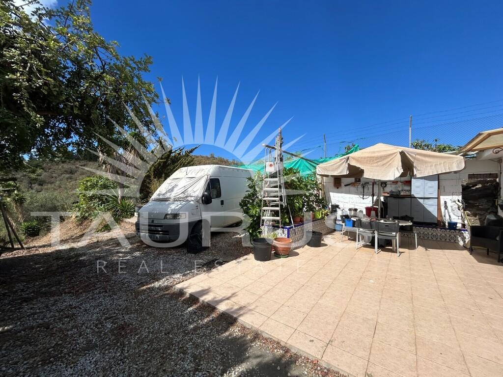 Villa for Sale in Benajarafe