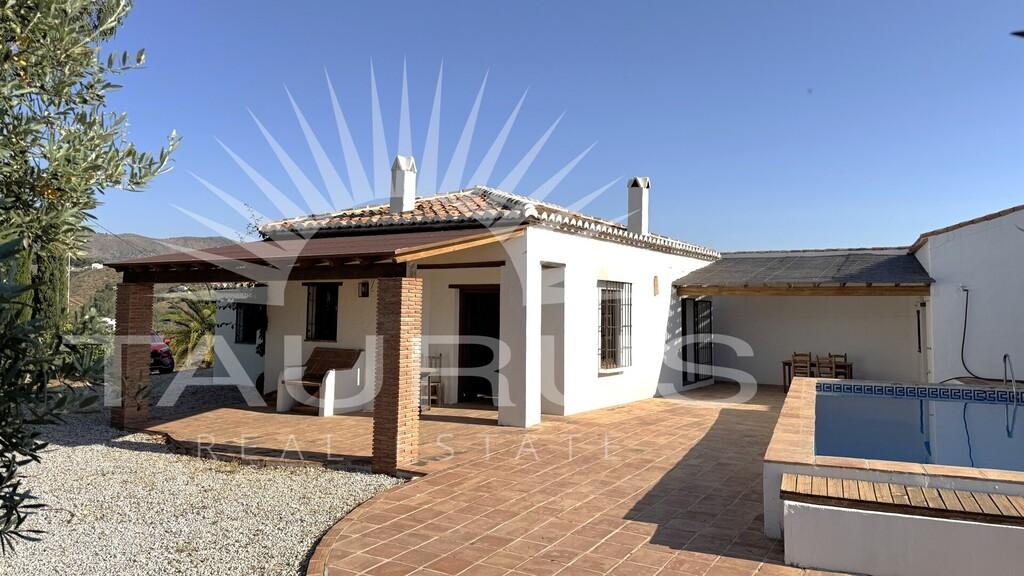 Villa for Sale in Almáchar
