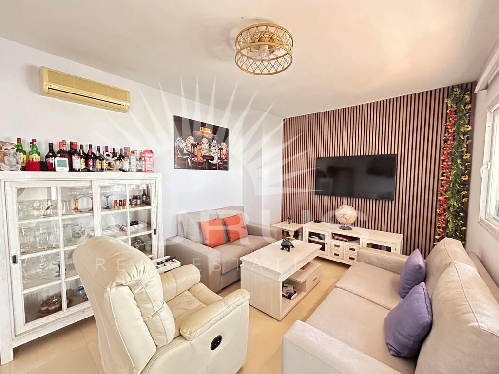 Apartment for Sale in Caleta de Vélez