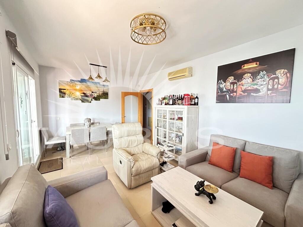 Apartment for Sale in Caleta de Vélez