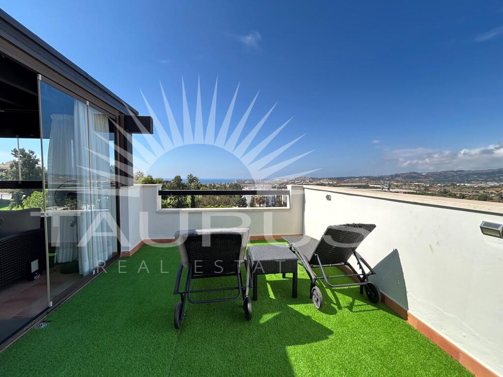 Apartment for Sale in Caleta de Vélez