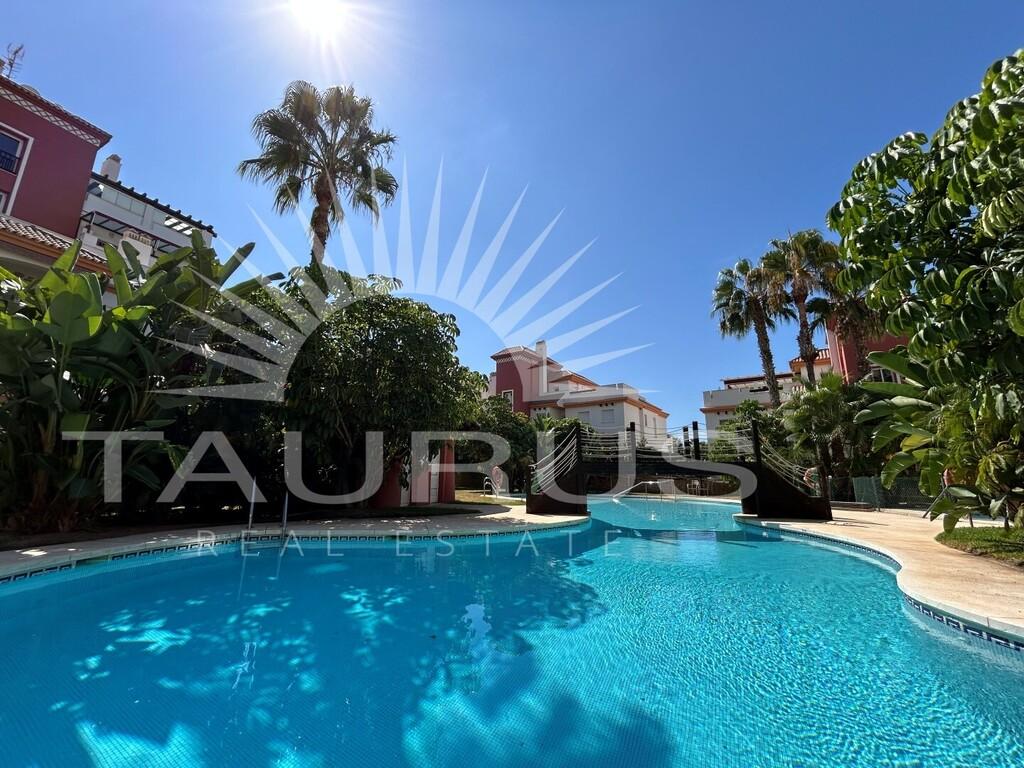 Apartment for Sale in Caleta de Vélez