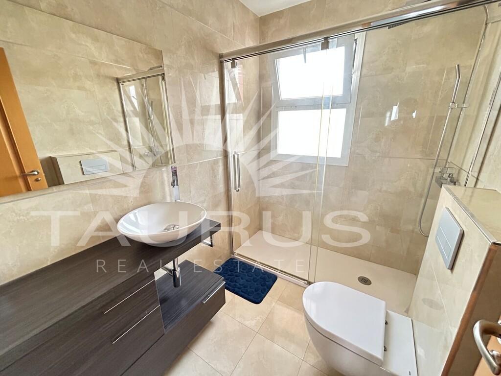 Apartment for Sale in Caleta de Vélez