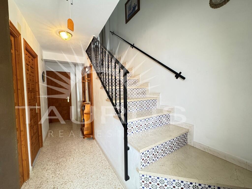 House for Sale in Canillas de Albaida