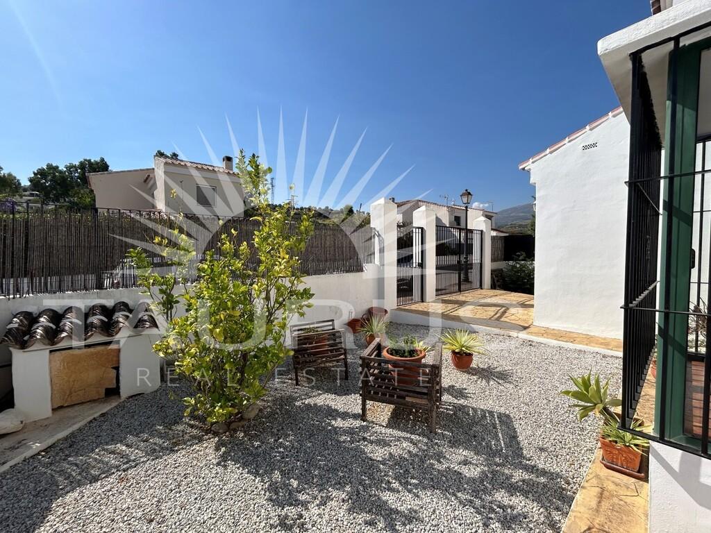 Villa for Sale in Viñuela