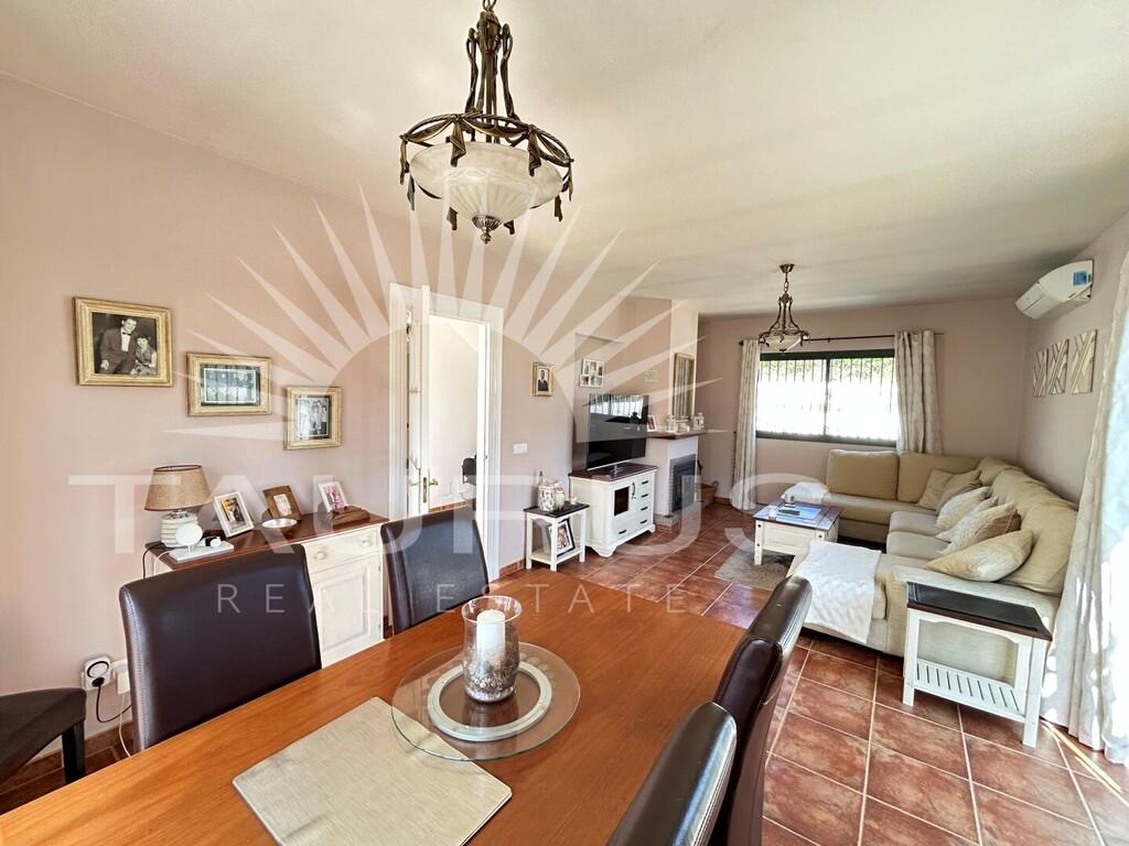 Villa for Sale in Viñuela