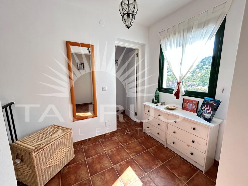 Villa for Sale in Viñuela