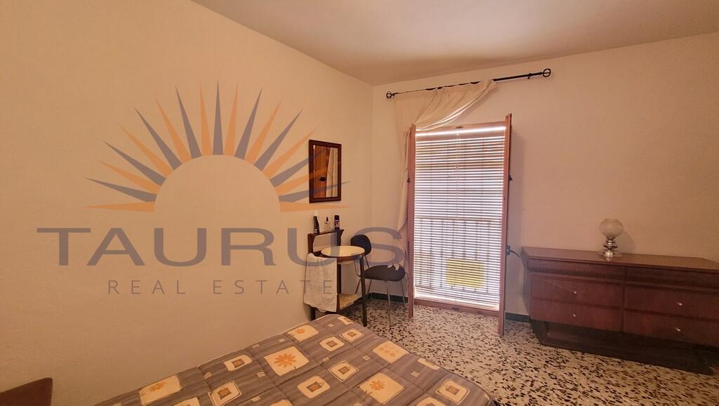House for Sale in Salares