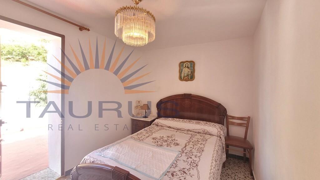 House for Sale in Salares