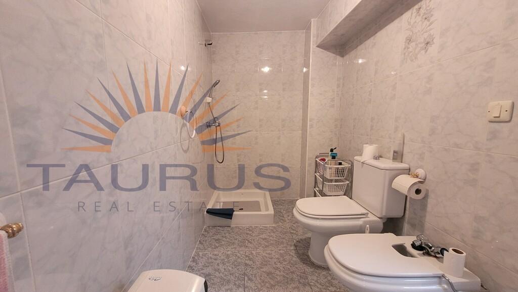 House for Sale in Salares