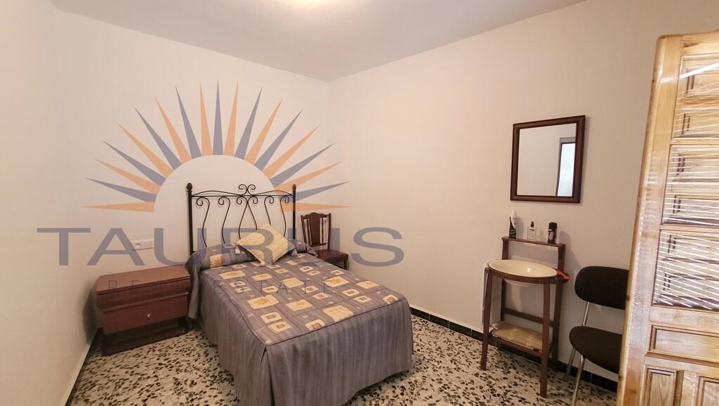 House for Sale in Salares