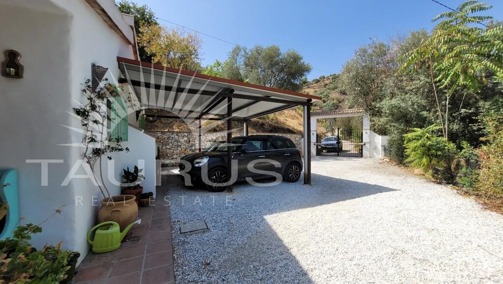Villa for Sale in Árchez