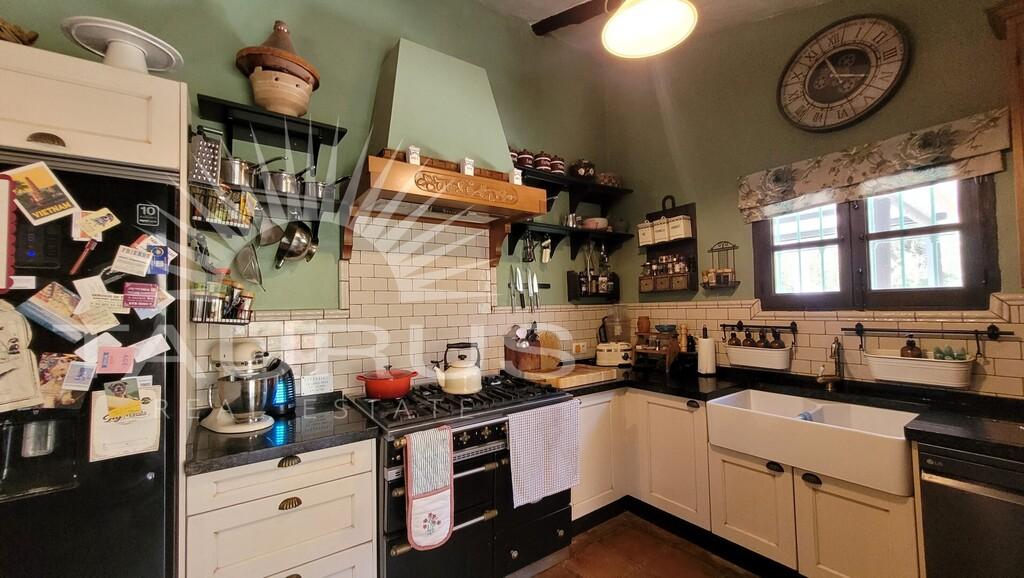 Villa for Sale in Árchez