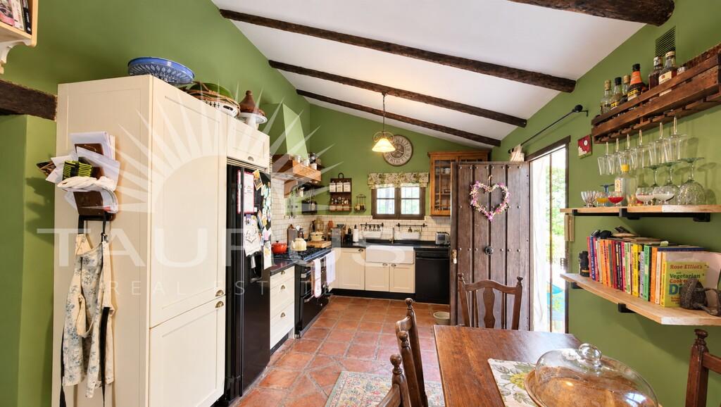 Villa for Sale in Árchez
