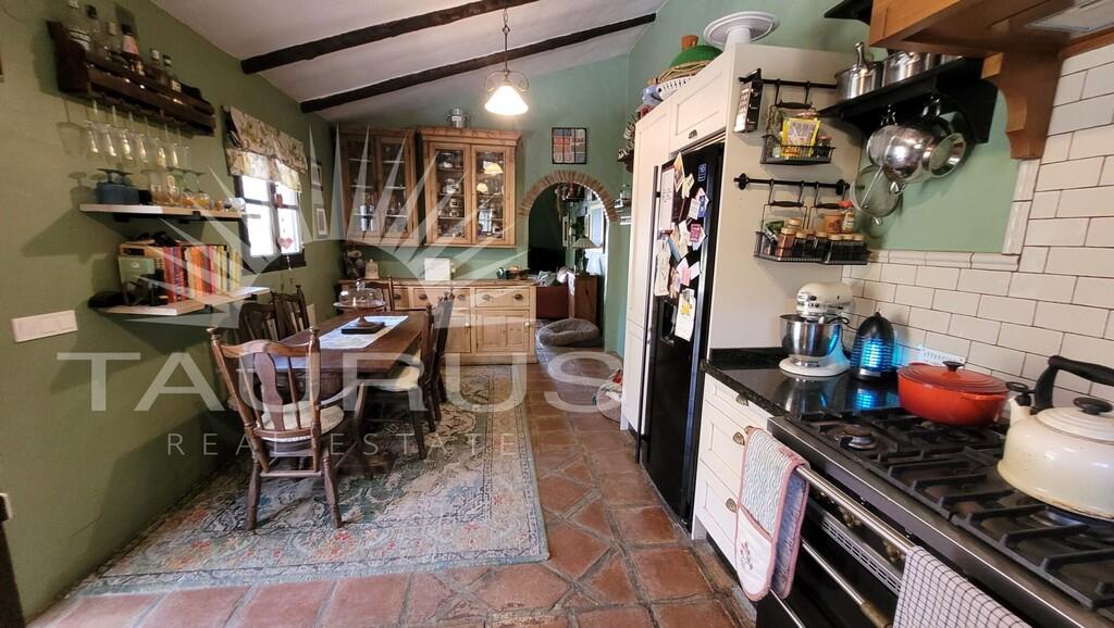 Villa for Sale in Árchez
