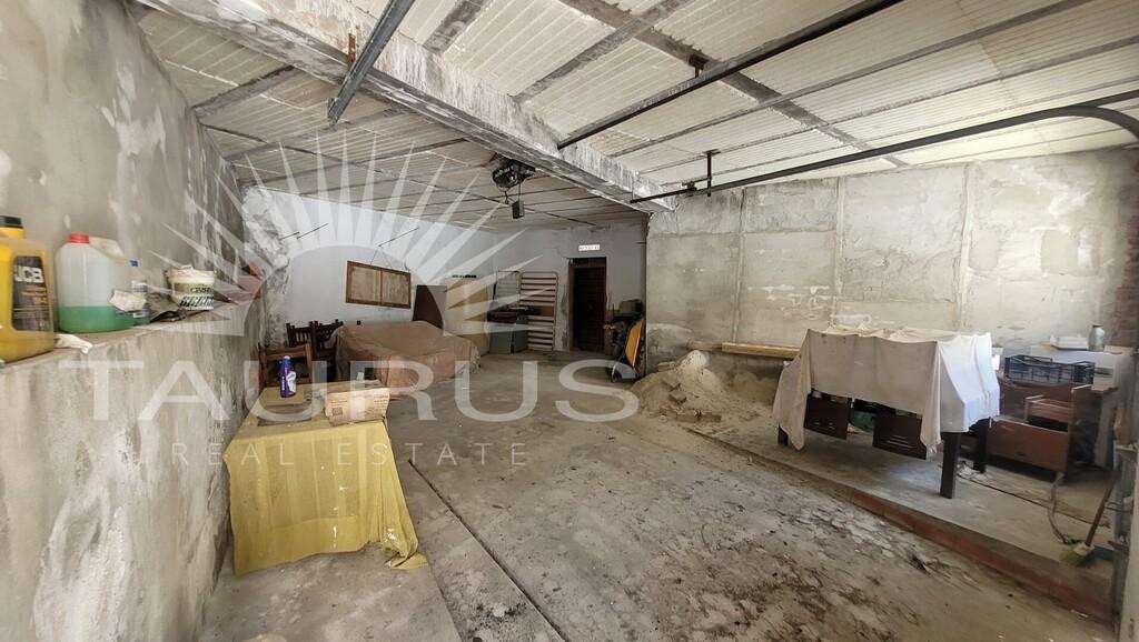 Plot for Sale in Salares