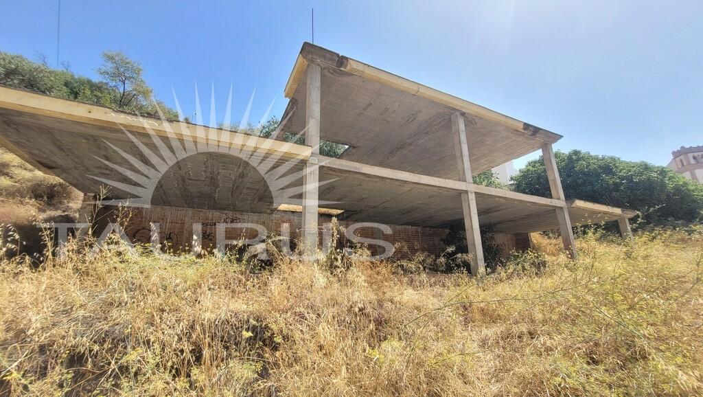 Plot for Sale in Salares