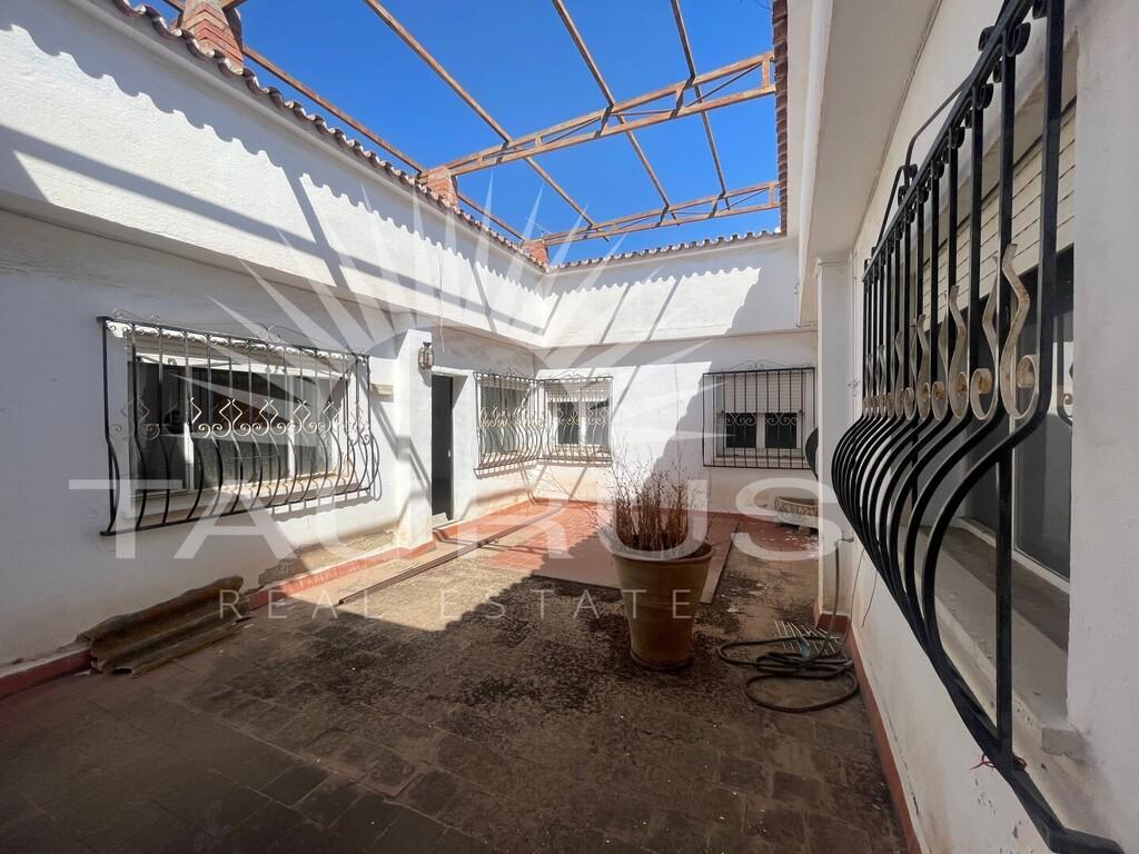 Premise for Sale in Vélez-Málaga