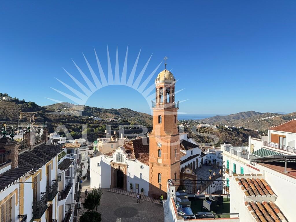 House for Sale in Cómpeta
