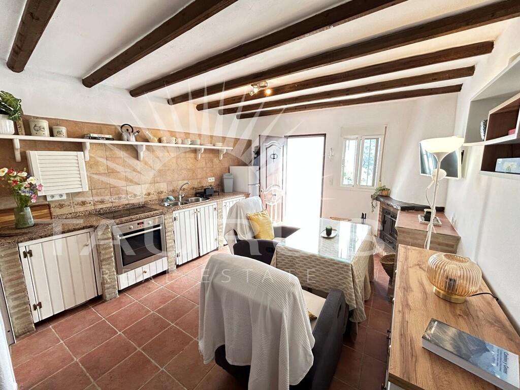 House for Sale in Sedella